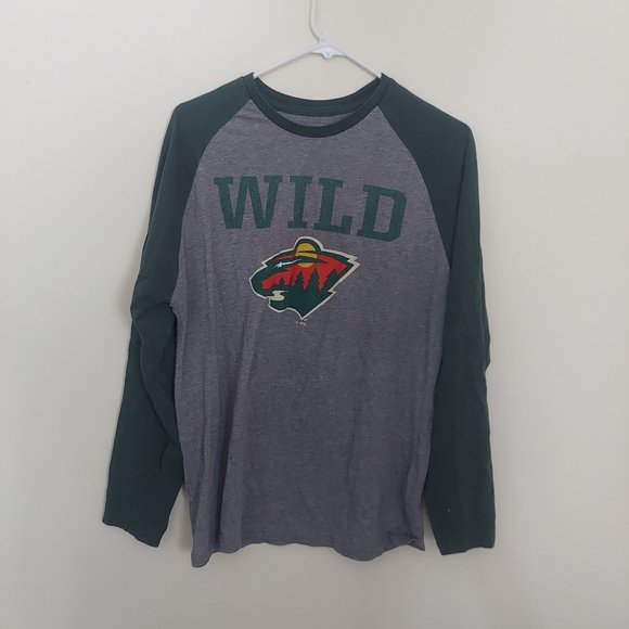 Grey and Green Large NHL Minnesota Wild Hockey Long Sleeve T-Shirt - Picture 1 of 4